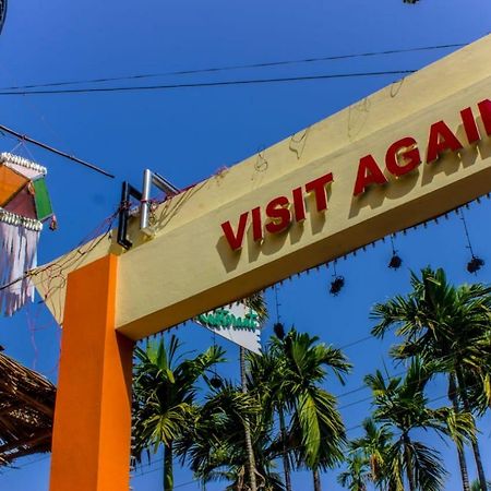 Maitreya Beach Resort Diveagar Exterior photo