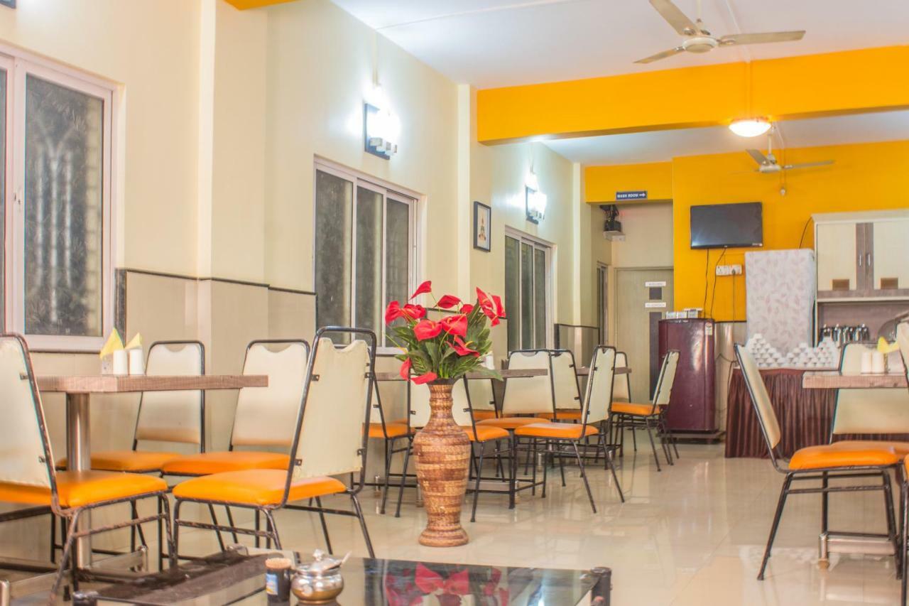 Maitreya Beach Resort Diveagar Exterior photo