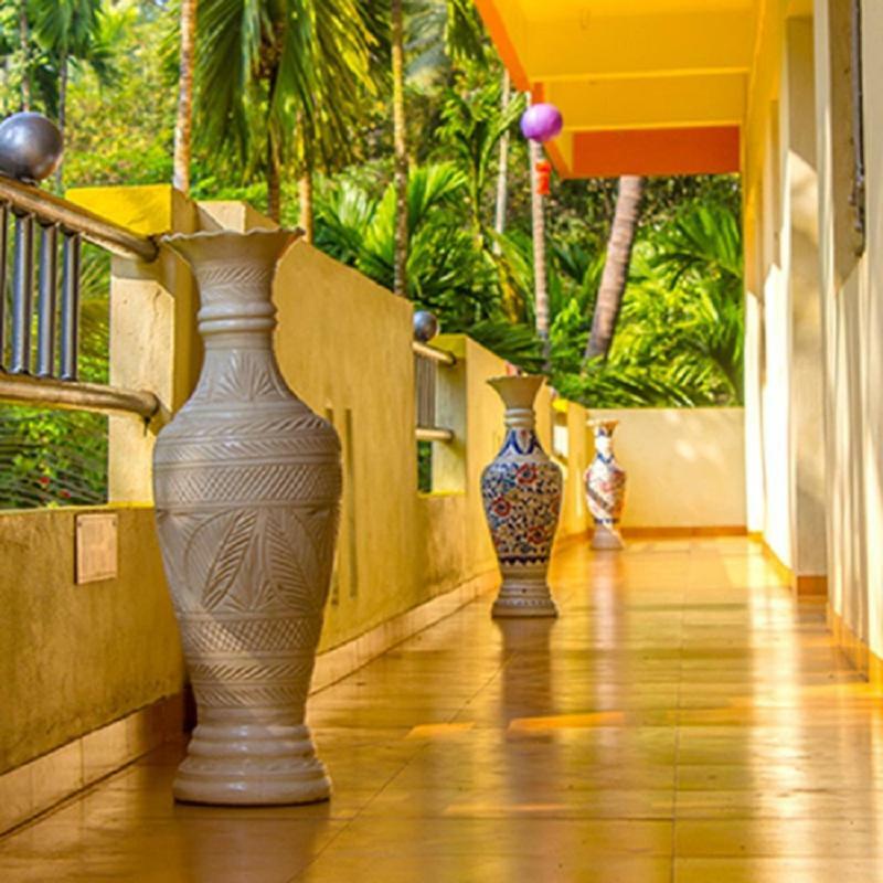 Maitreya Beach Resort Diveagar Exterior photo